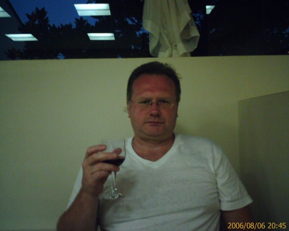 200608062045 00069