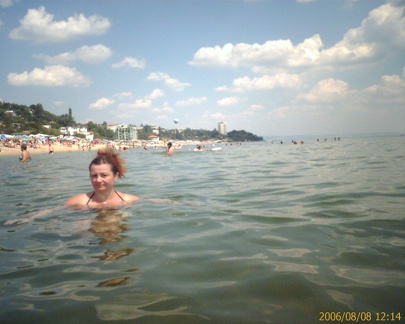 200608081214 00104