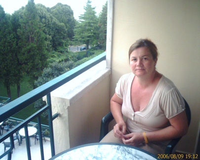 200608091912 00119